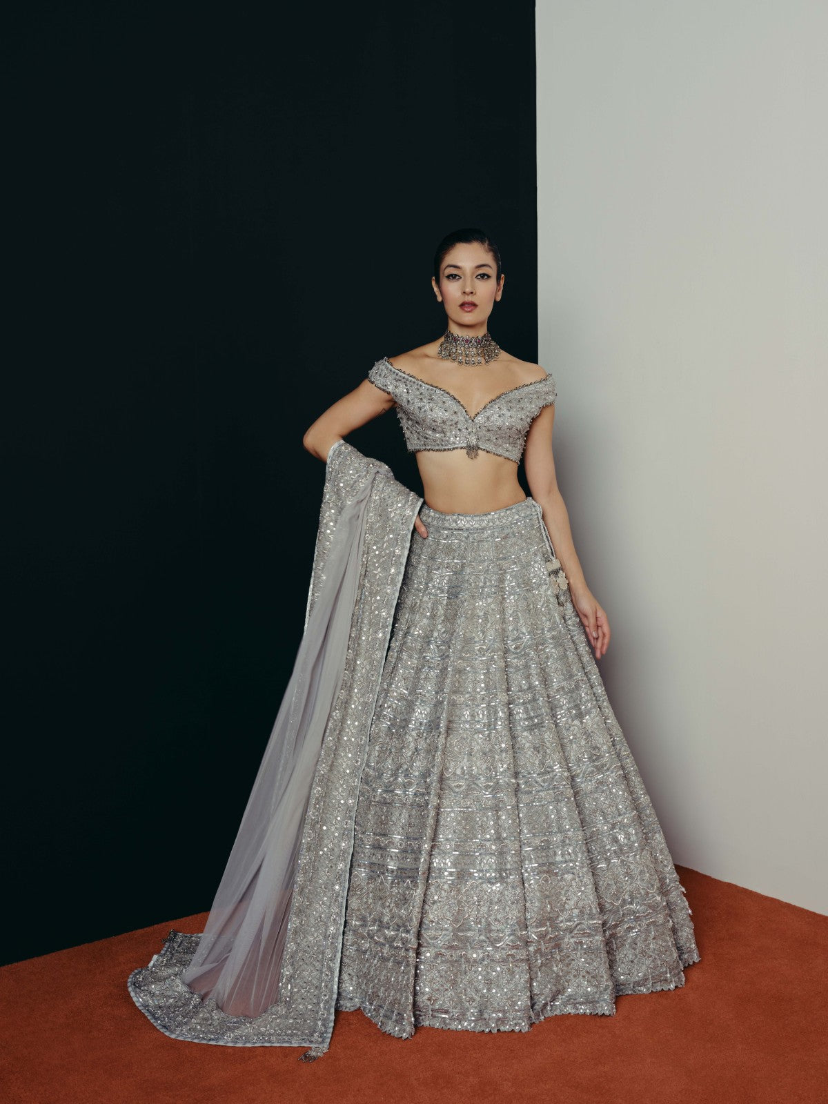 Veenika lehenga set