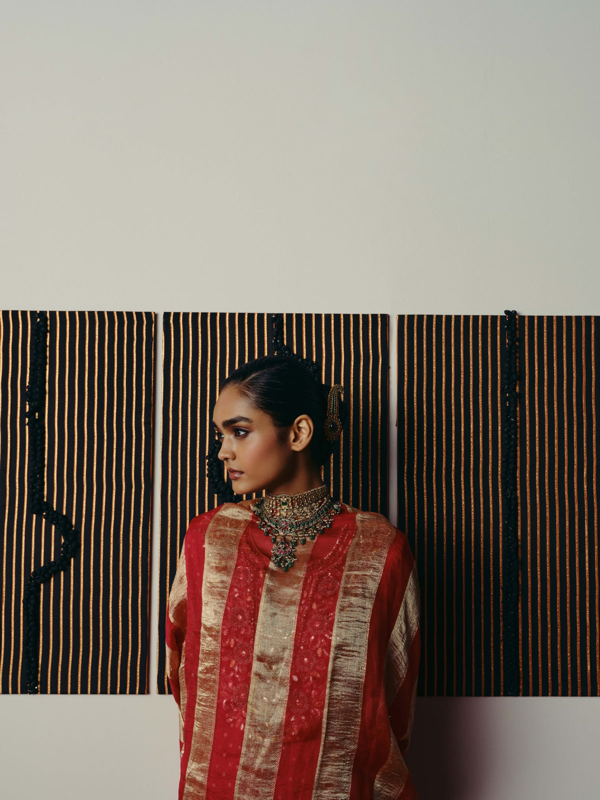 Ila Kalidaar Kurta Set