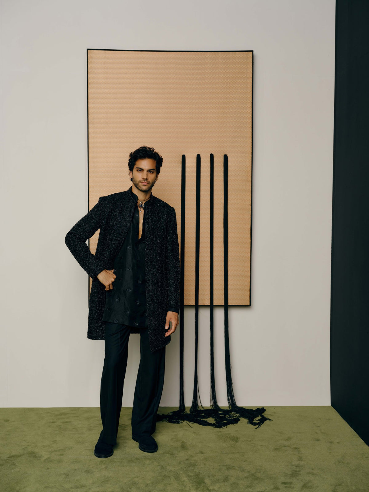Raga achkan, kurta and pant set