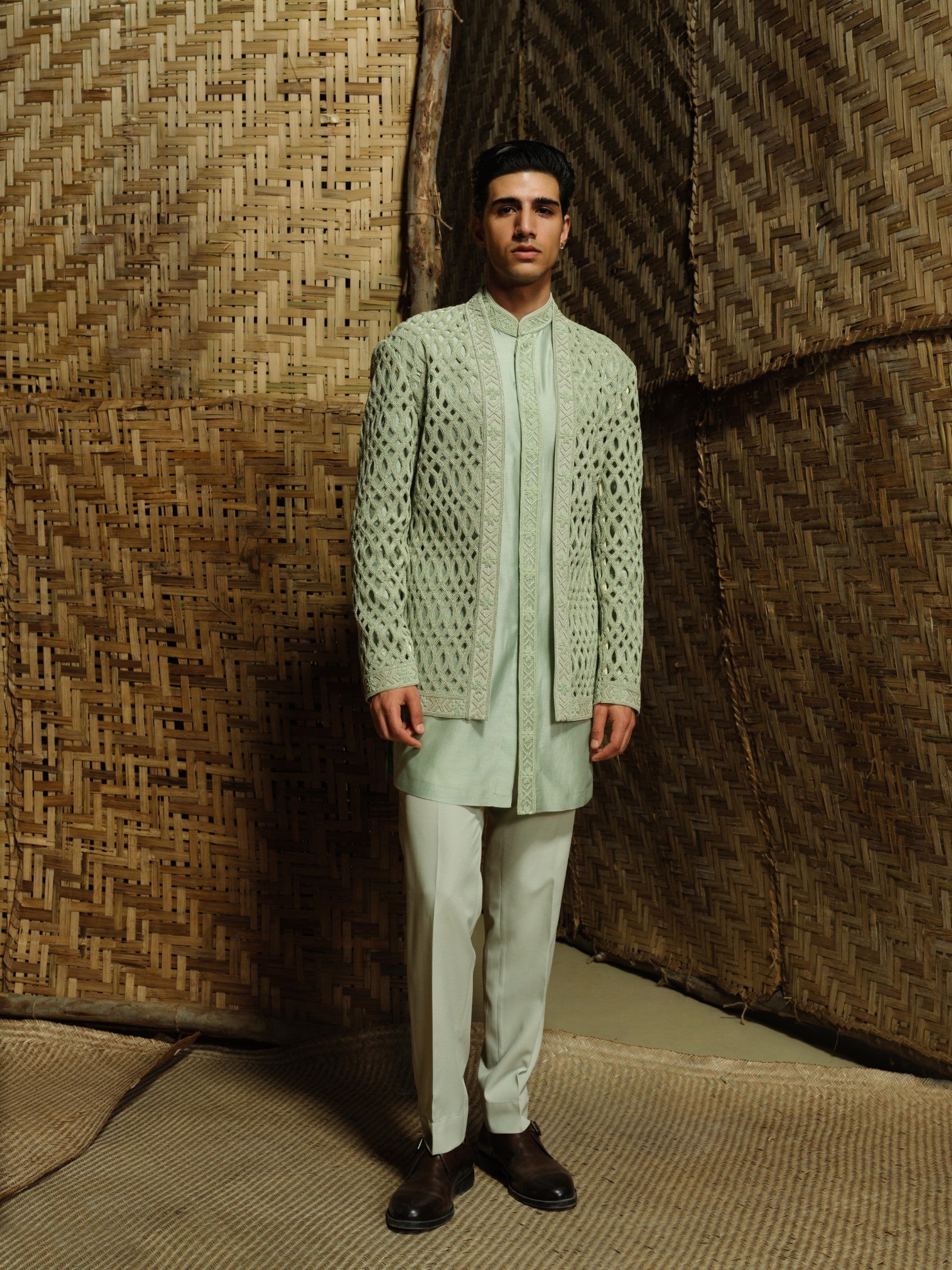 Katt Vadd Bandhgala Set