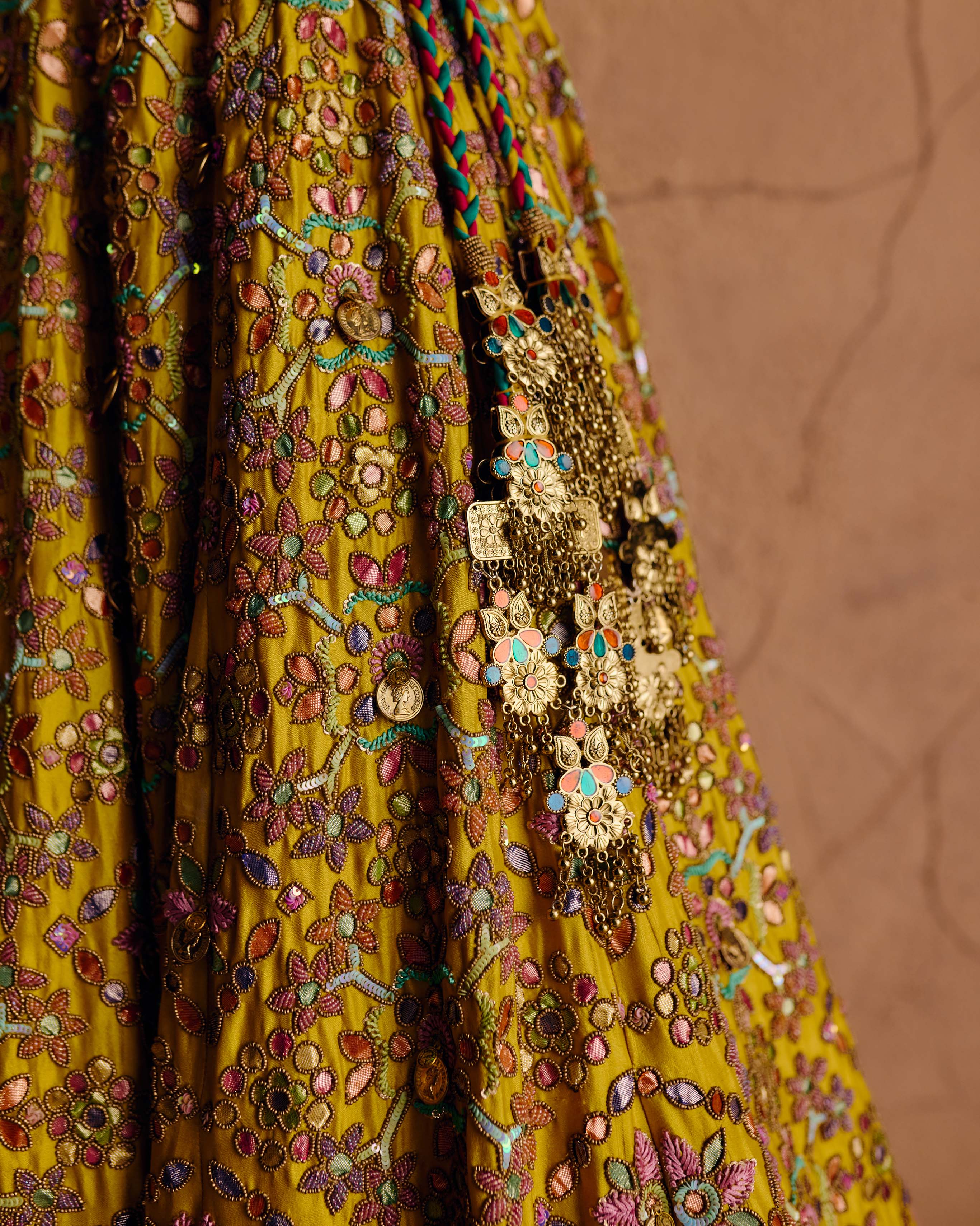 Suvarni Lehenga Set