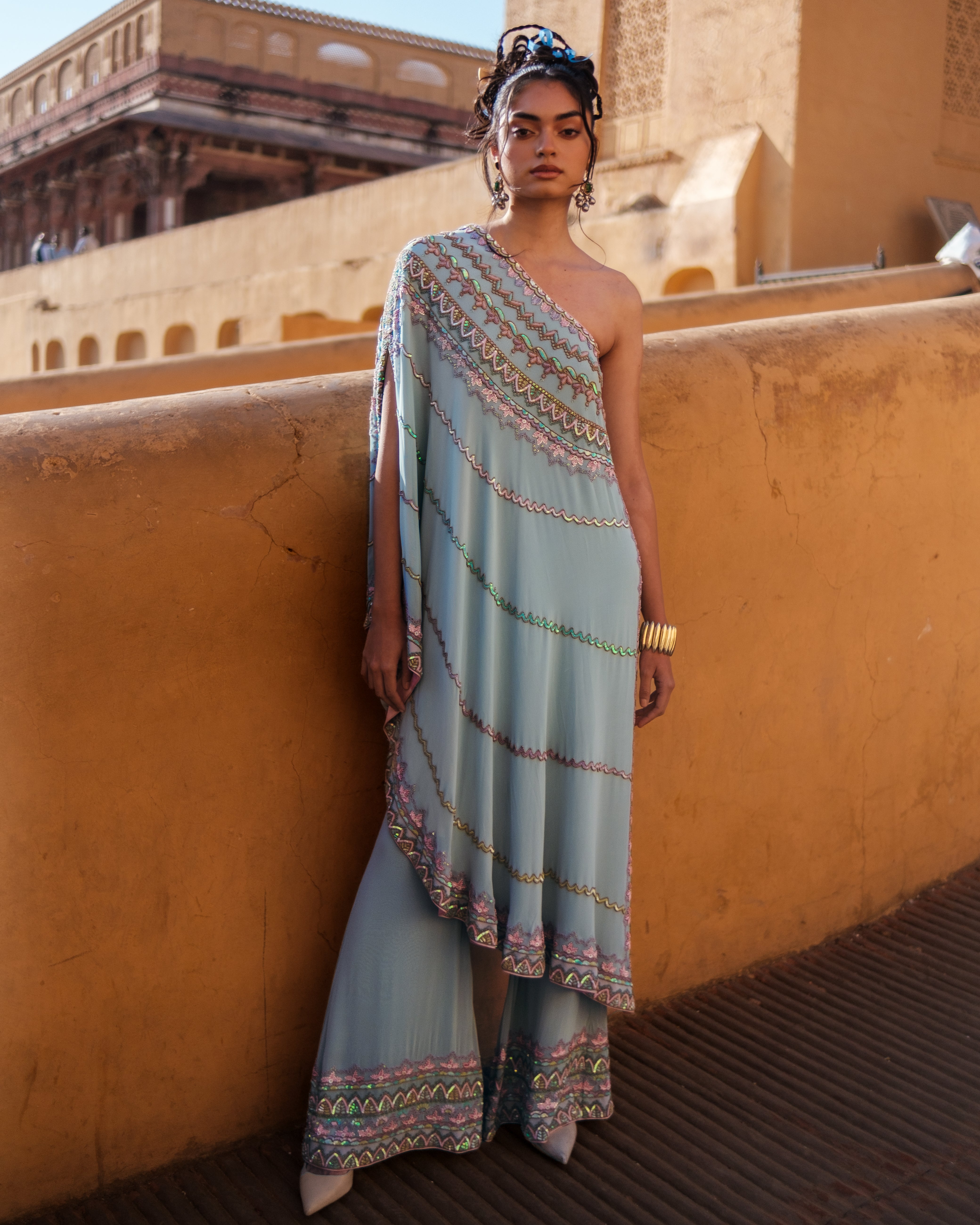 Yantra Off Shoulder Cape Tunc