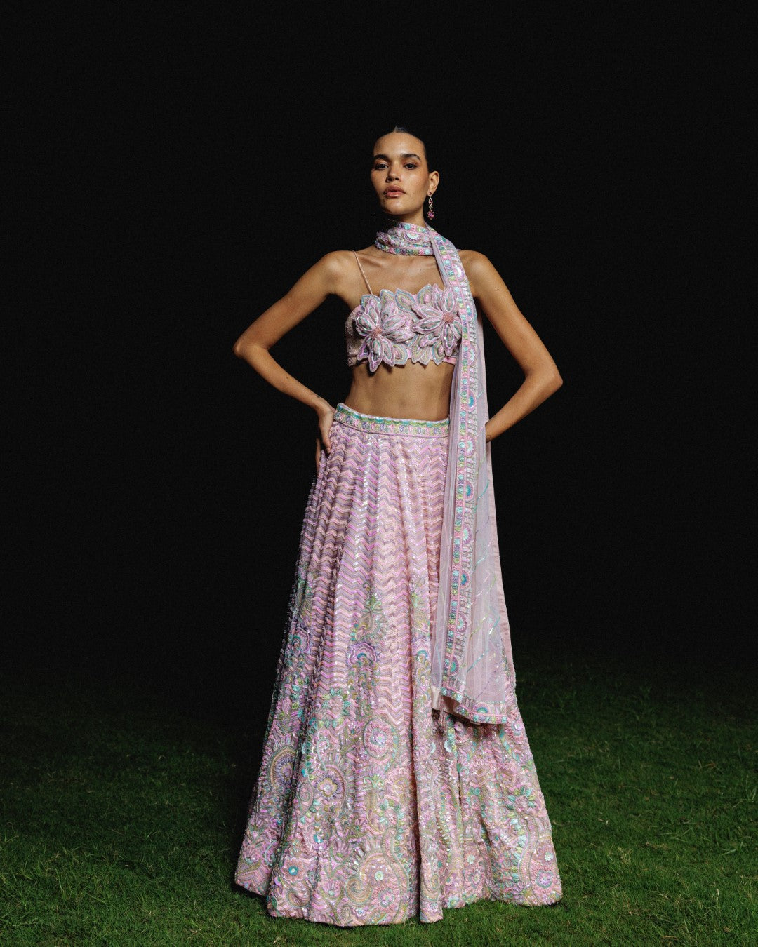 Clematis Lehenga