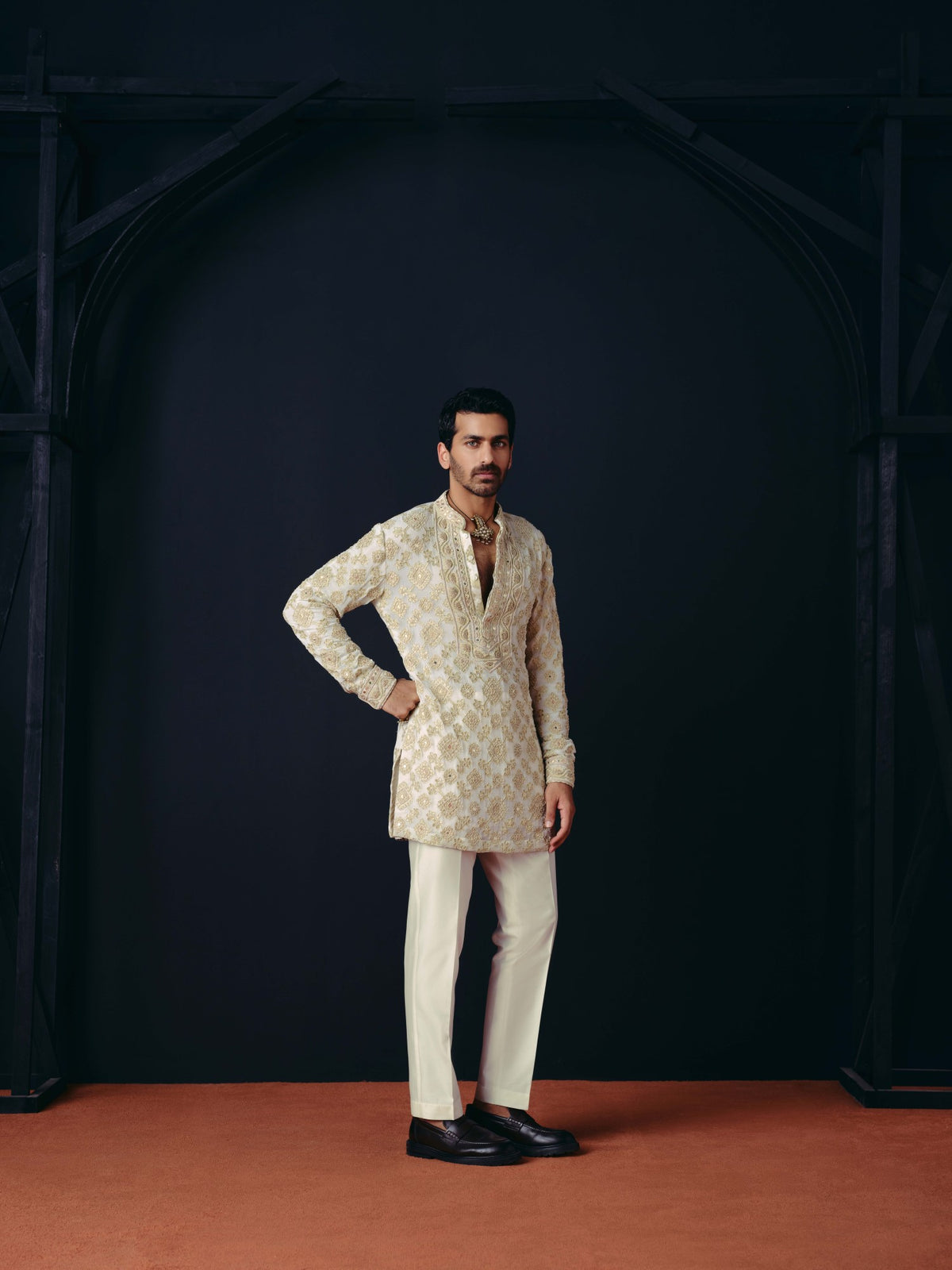 Avyaya kurta and pant set