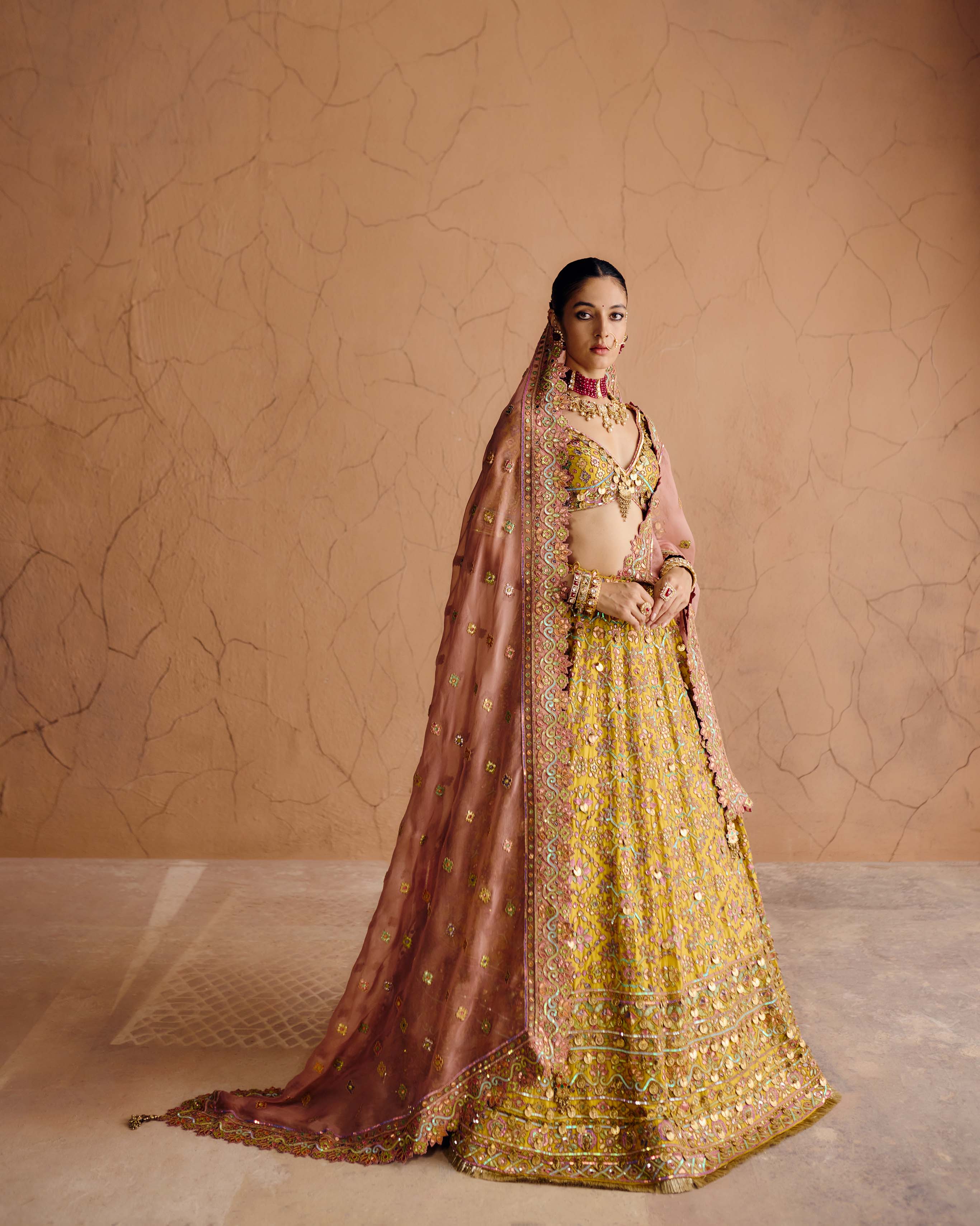 Suvarni Lehenga Set