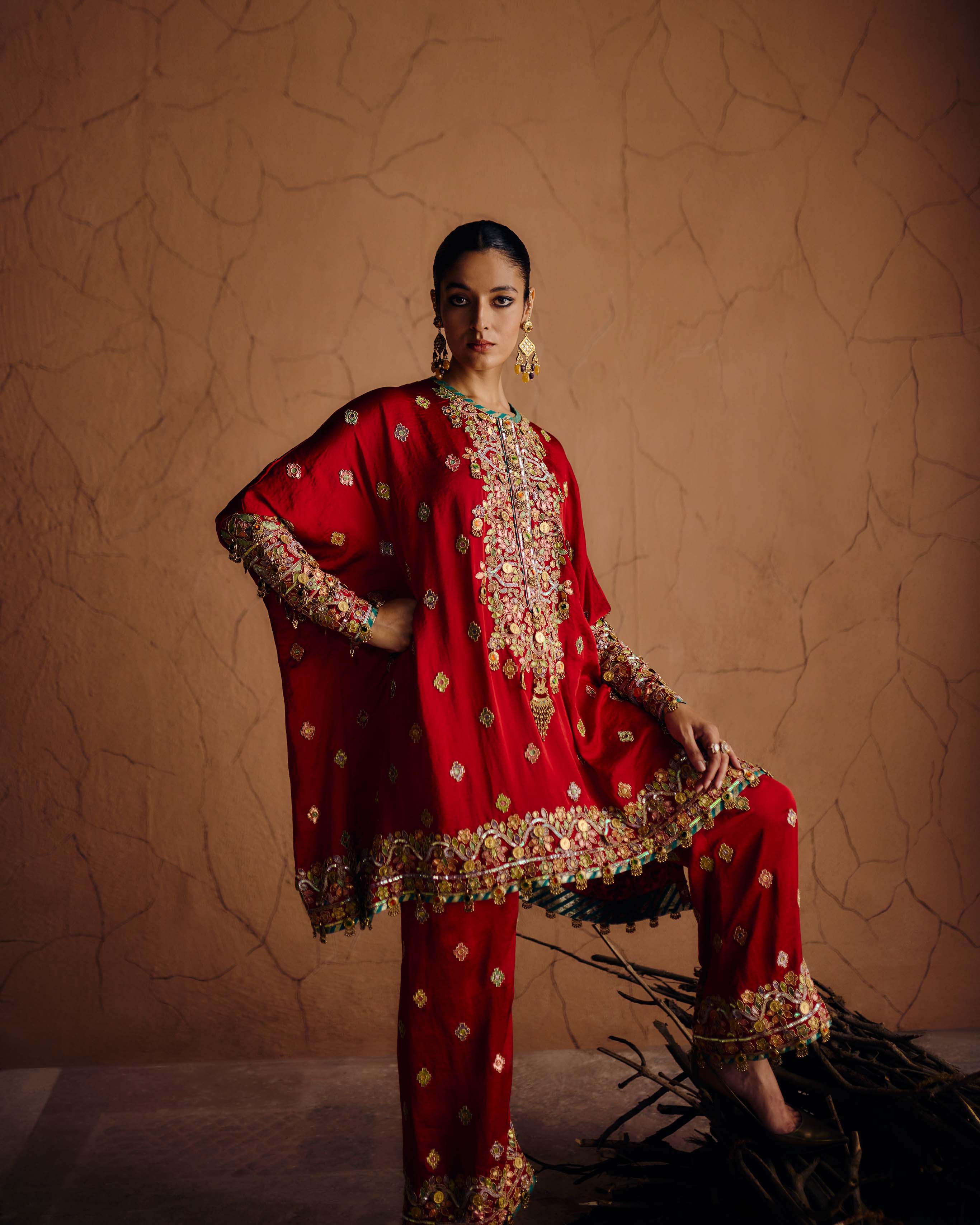 Taabir Cape Tunic Set