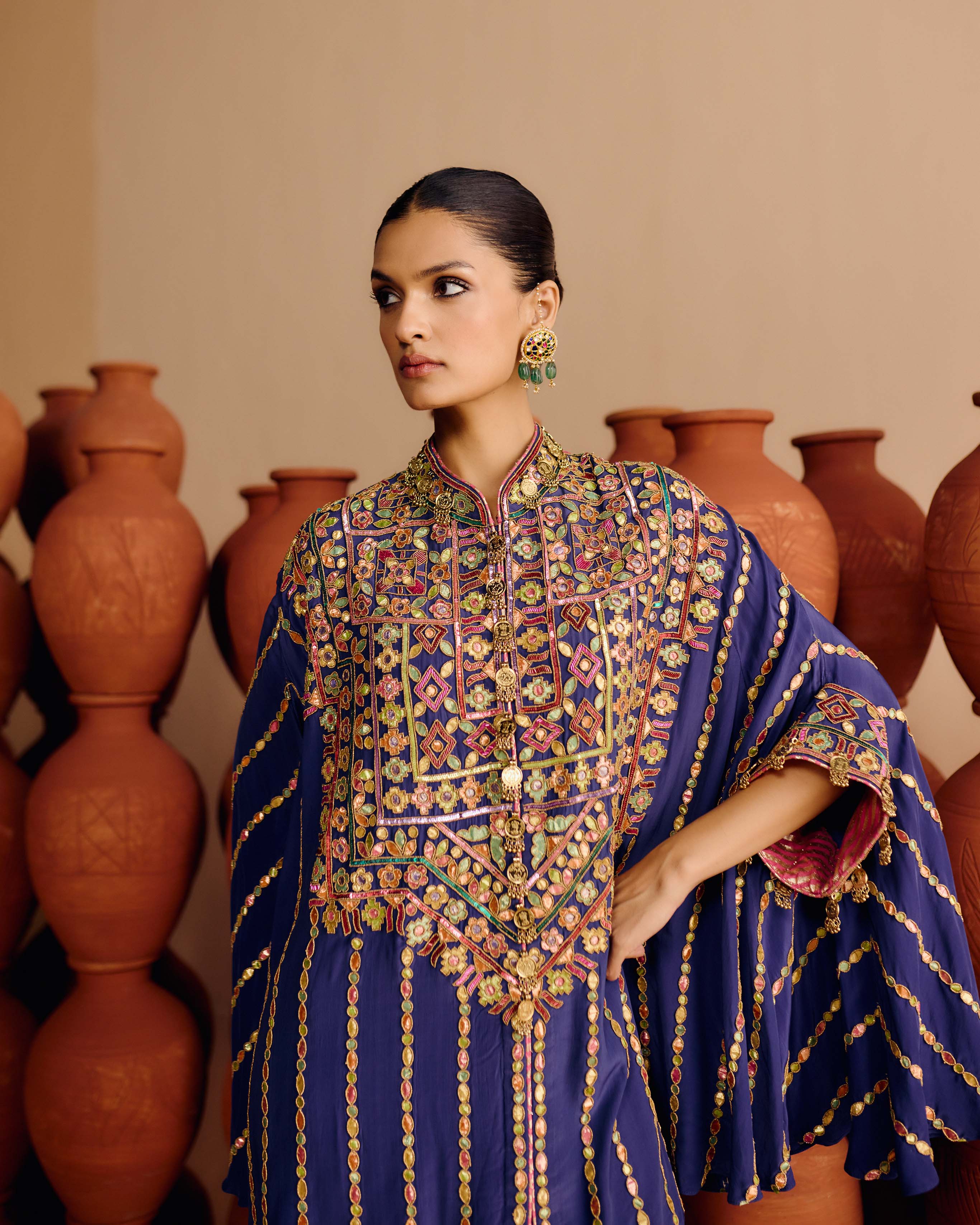 Zyavi Cape Tunic Set